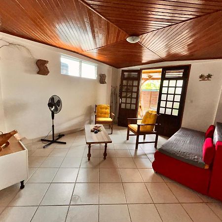 Chez Marie Andre Et Jeanne Apartamento Grande Anse Exterior foto