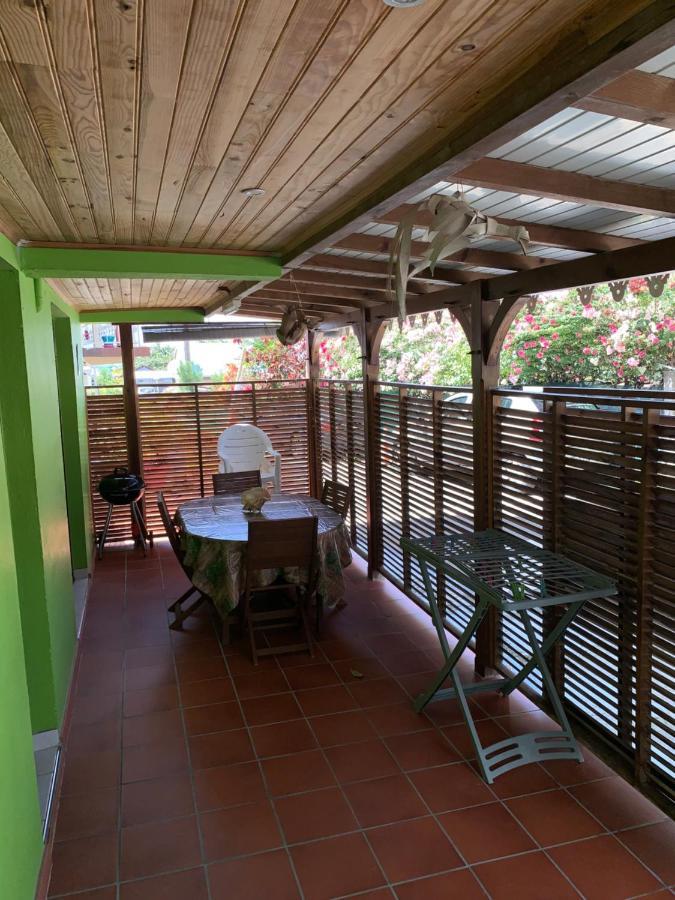 Chez Marie Andre Et Jeanne Apartamento Grande Anse Exterior foto